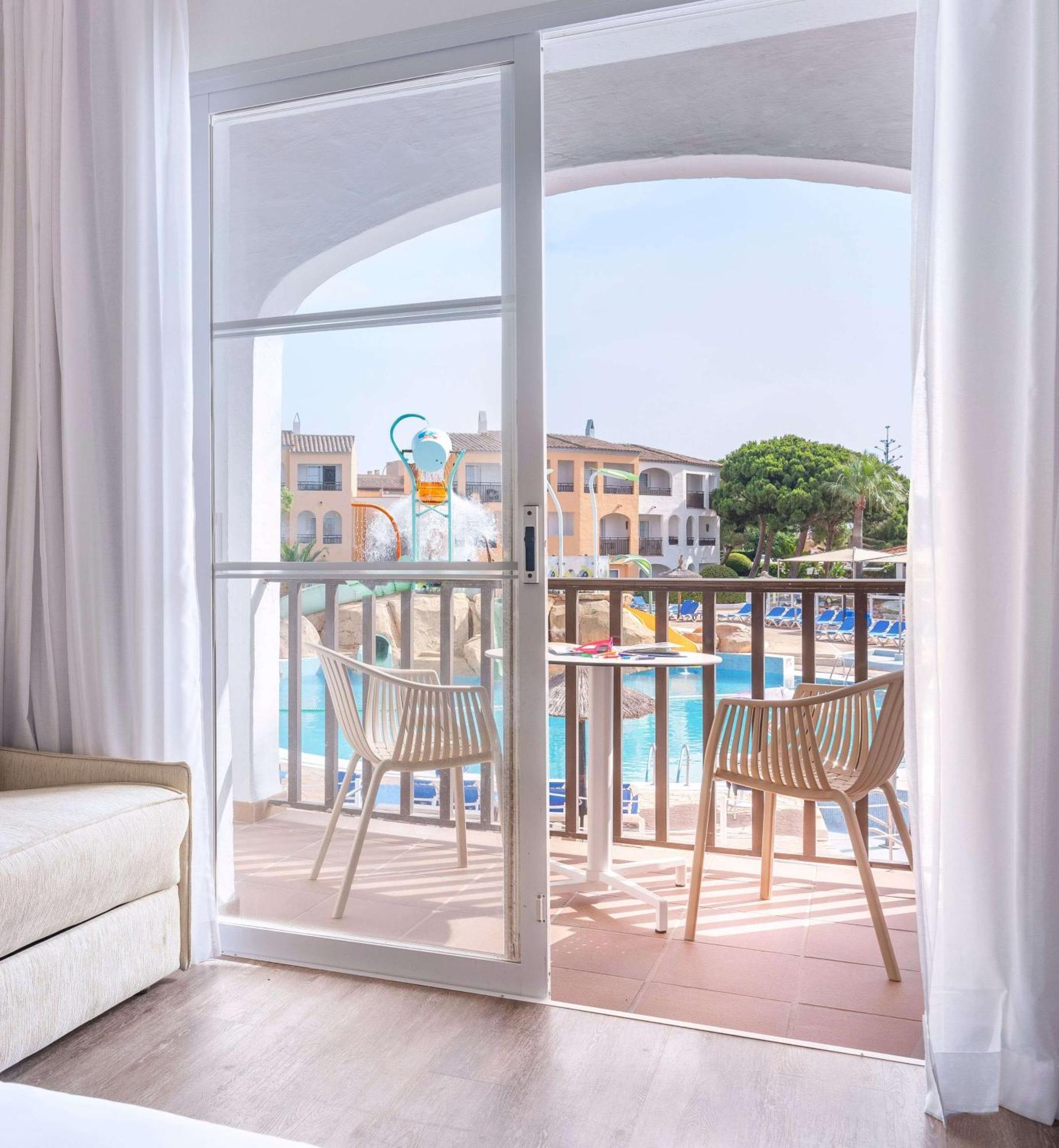 Sol Falco Menorca Son Xoriguer Exterior photo